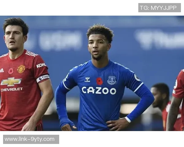 瑞士天空报道那不勒斯冬窗计划租借梅努以增加其出场机会